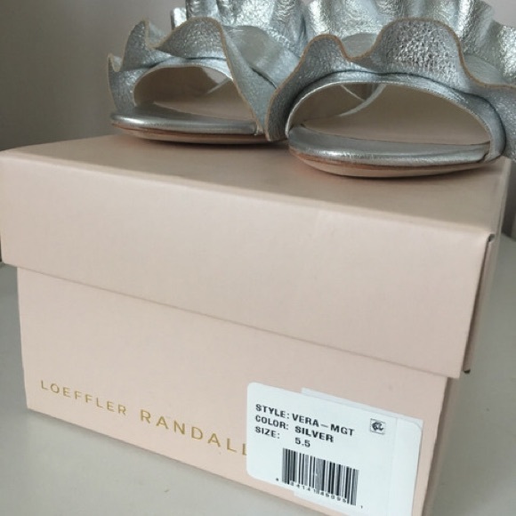 Loeffler Randall silver mules - Picture 4 of 7
